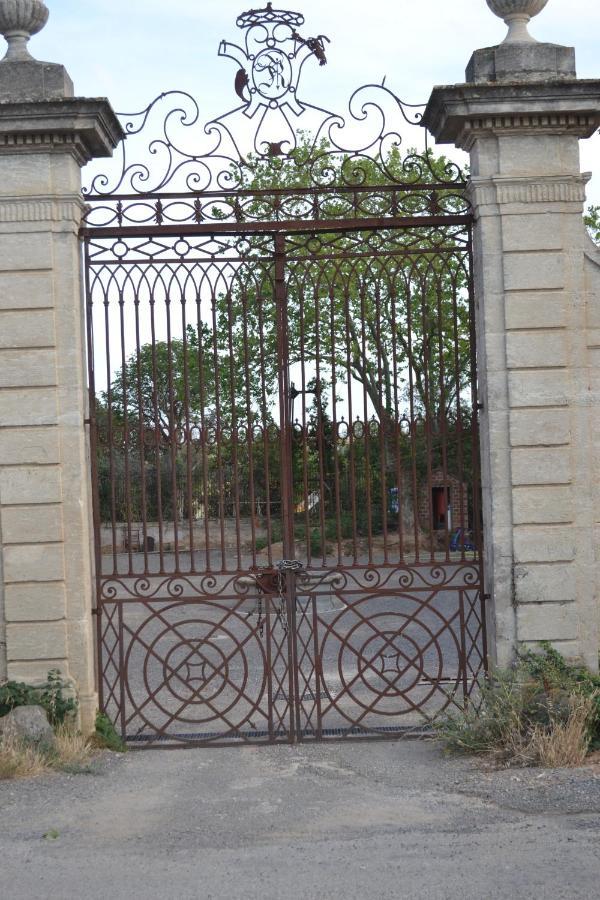 Saint-Thibéry Domaine Les Castans B&B 외부 사진